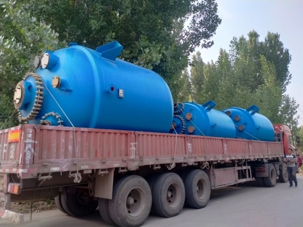 搪玻璃反应罐结构特点