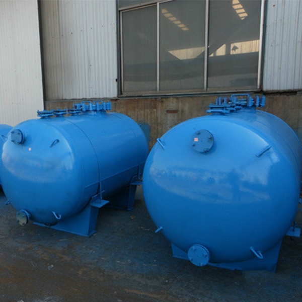 W5000L搪玻璃卧式储罐