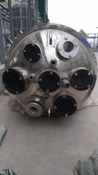 K1000L搪玻璃反应罐外包不锈钢